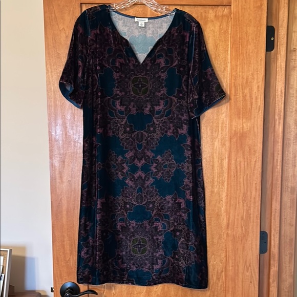 Sundance Velvet Floral Dress in Teal, with Shades of Purple and Pink & Green - Picture 8 of 10